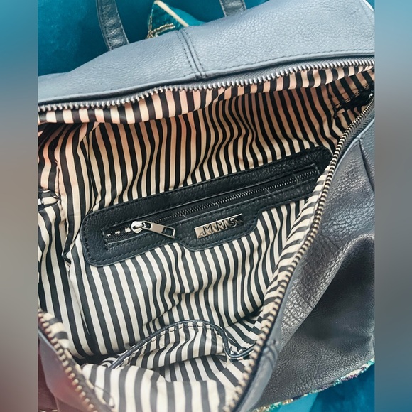 Black Vegan Leather MMS Convertible Bag - Picture 6 of 6